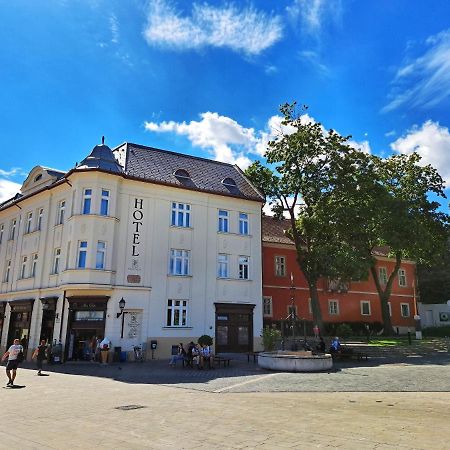 Hotel Domus Collis Győr Extérieur photo