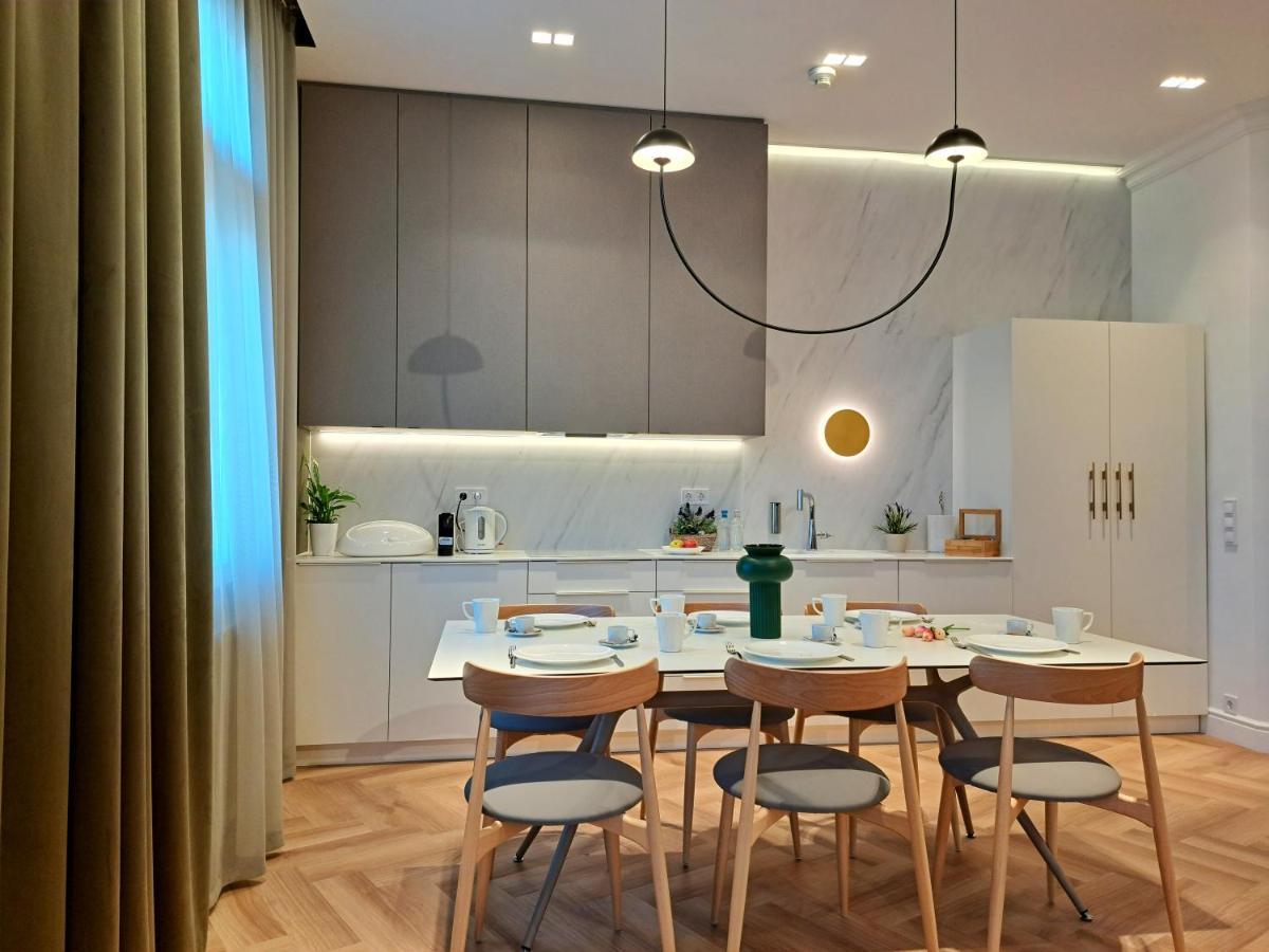 Hotel Domus Collis Győr Extérieur photo