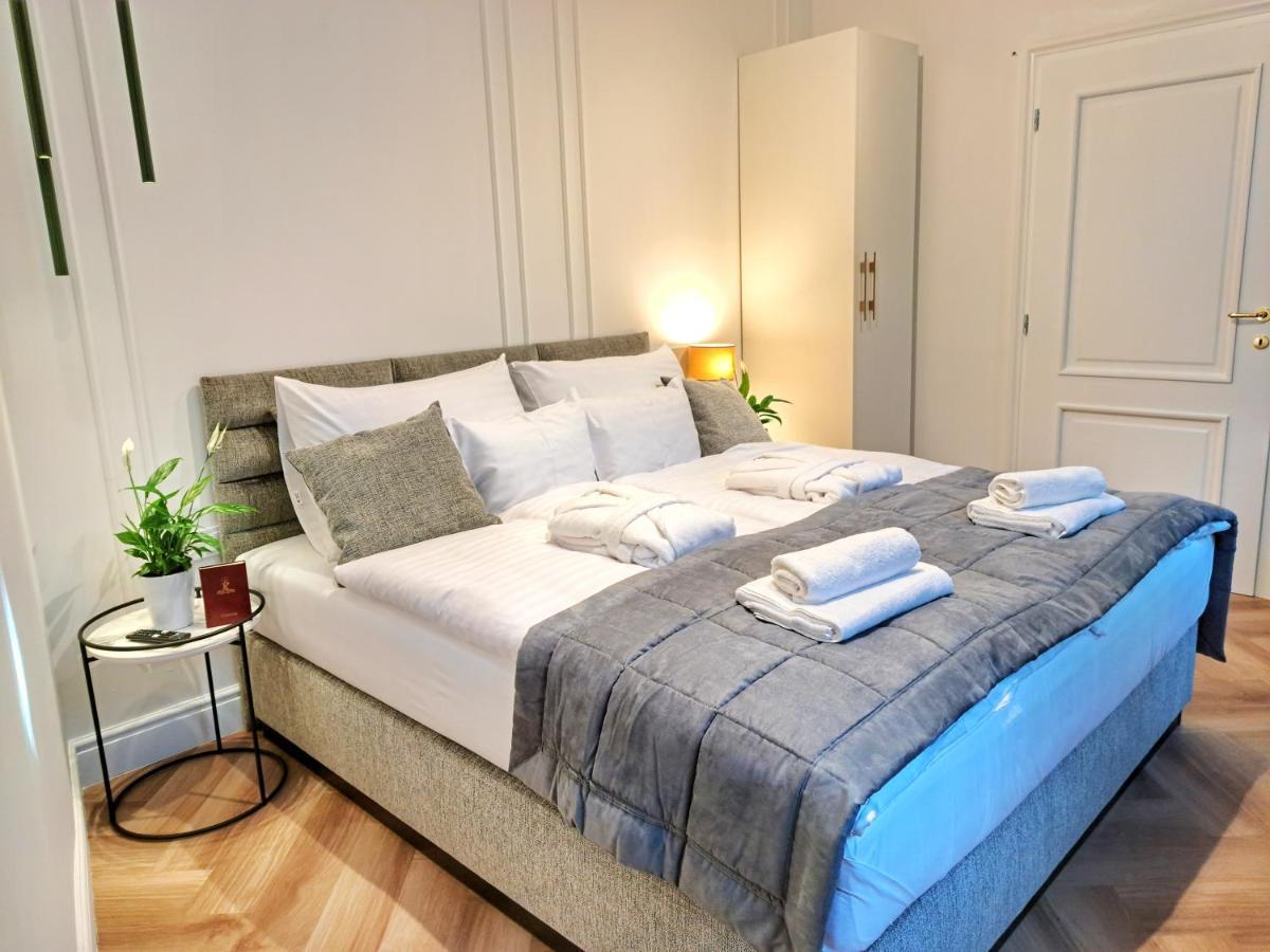 Hotel Domus Collis Győr Extérieur photo