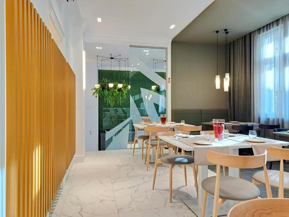 Hotel Domus Collis Győr Extérieur photo